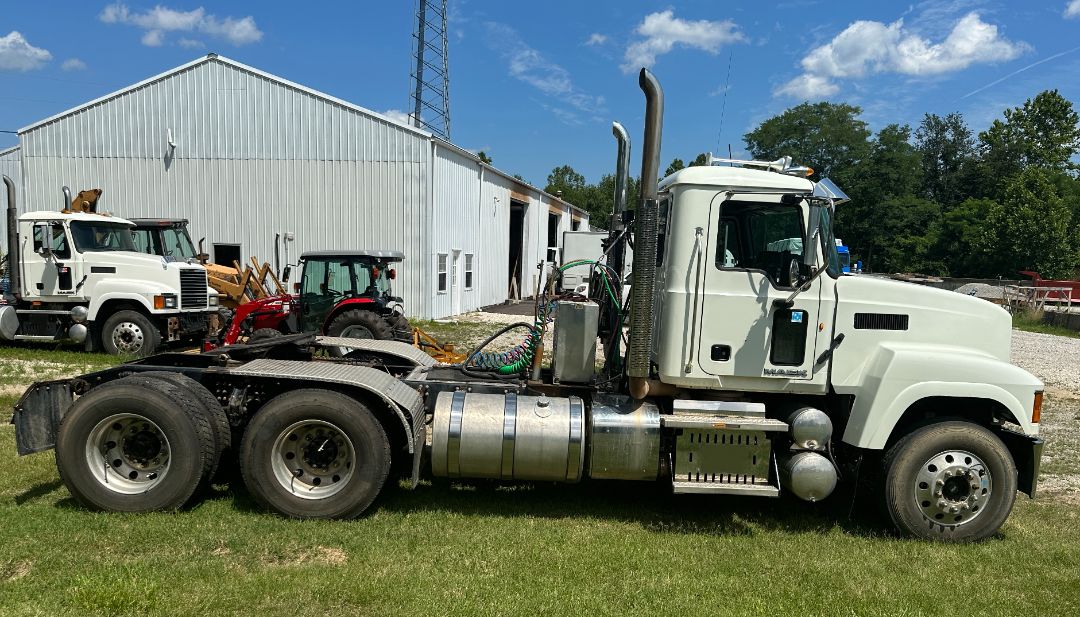 2015 MACK PINNACLE CHU613 - Image 3